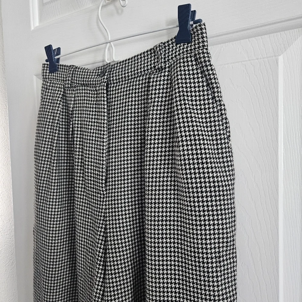 Vintage Talbots 100% Wool Houndstooth High Waisted Trousers